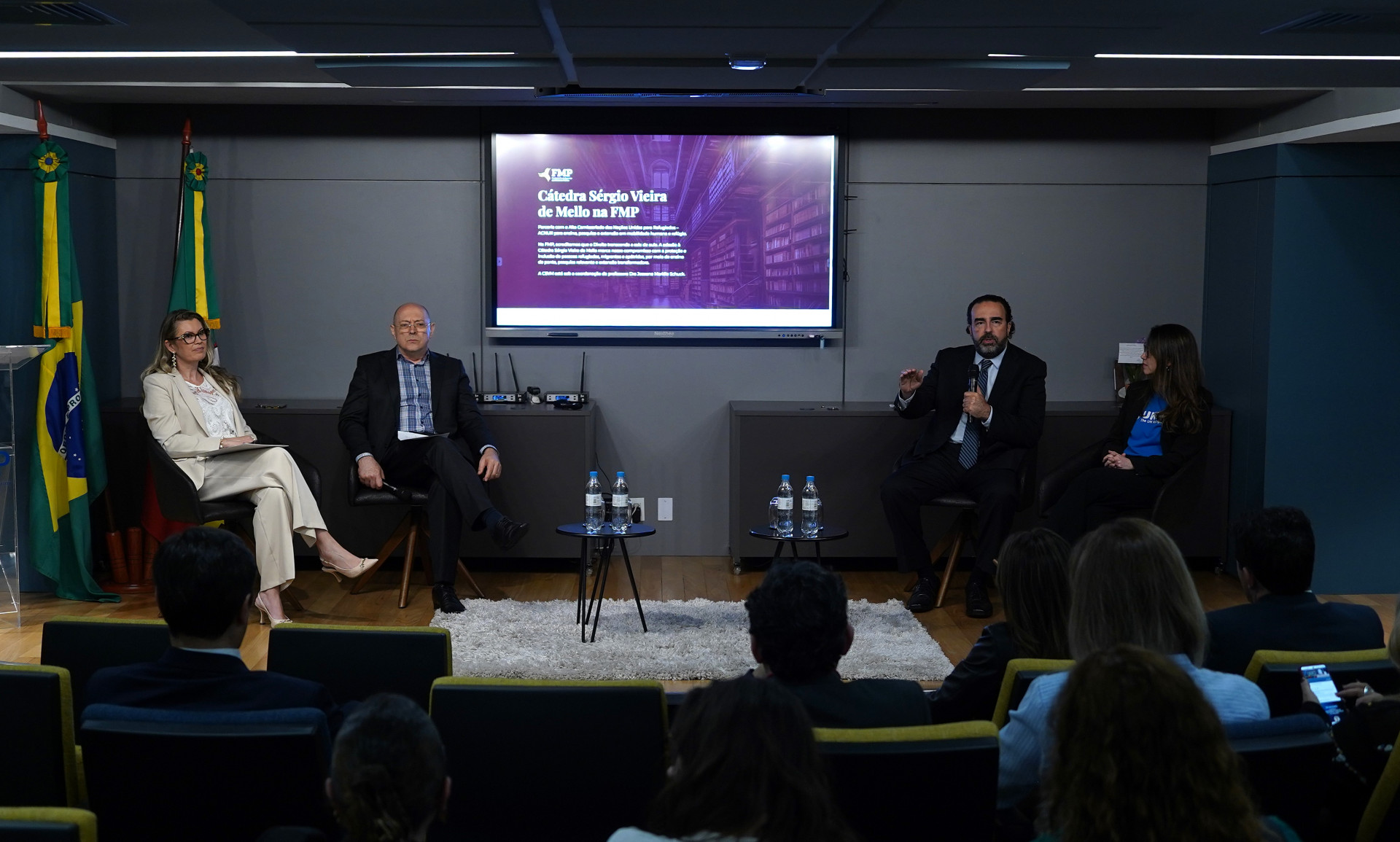 /arquivos/FMP lança Cátedra Sérgio Vieira de Mello e reforça compromisso com refugiados e direitos humanos, com participação da AMP/RS /arquivos/DSC00008